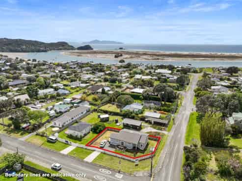 13 Wood Street, Mangawhai Heads
