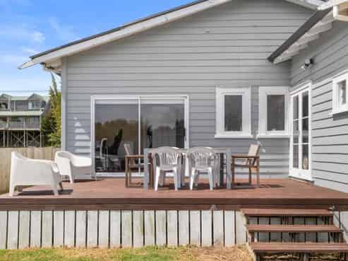 13 Wood Street, Mangawhai Heads