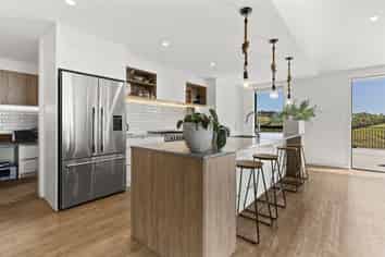 246 Korito Road, Korito