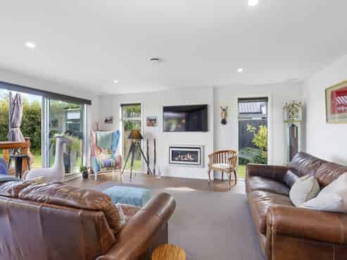 13 Waterton Point, Huntingdon