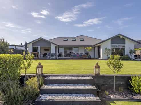 13 Waterton Point, Huntingdon