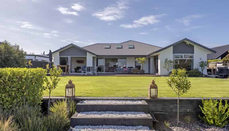 13 Waterton Point, Huntingdon