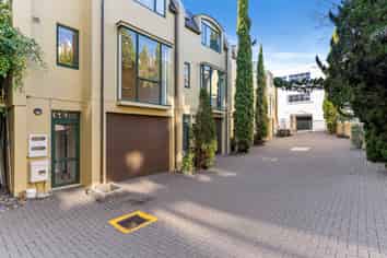 1/5 Augustus Terrace, Parnell