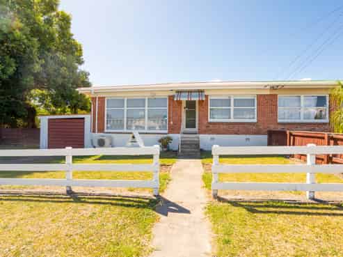 2/6A Claymore Street, Manurewa