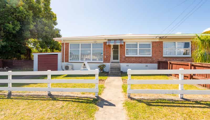 2/6A Claymore Street, Manurewa