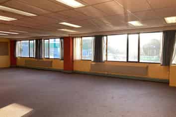 Community Style Space