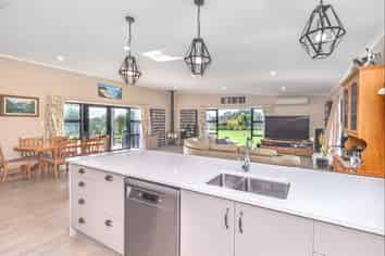 134 Gladstone Road, Levin