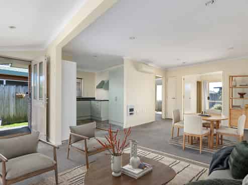 33/2 William Donald Drive, Solway