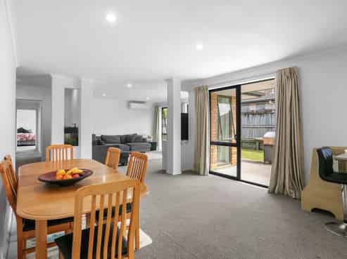22 Preston Drive, Katikati