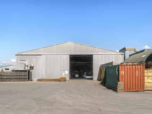 PRICE REDUCED -Substantial land & buildings - 6yr lease