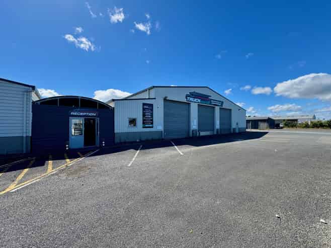 Prime Bell Block workshop/warehouse
