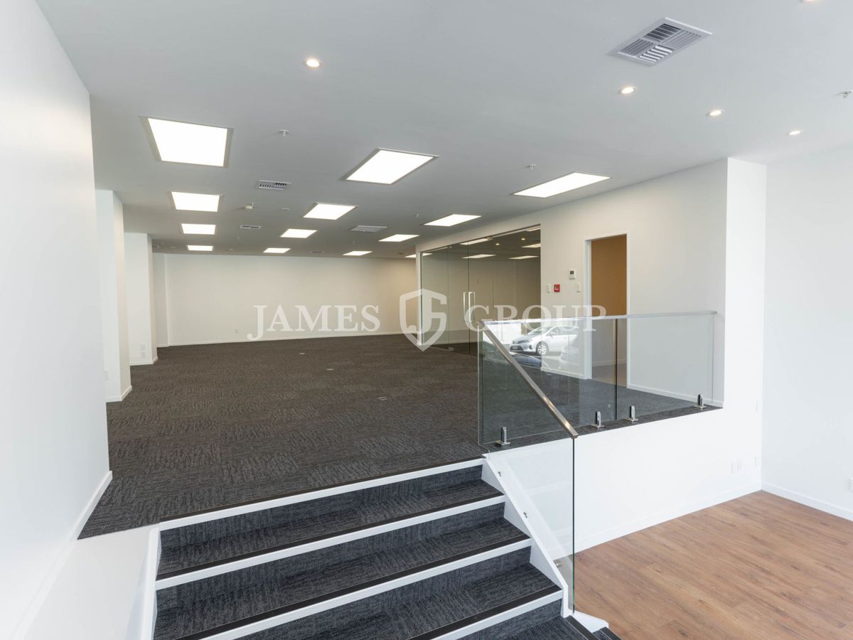 PREMIUM PARNELL OFFICE WITH PARKING & MODERN AMENI