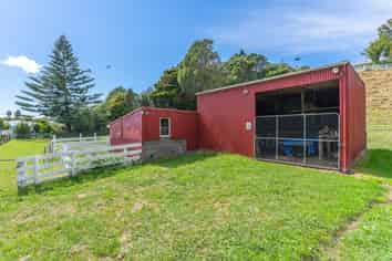 83 Honi Taipua Street, Manakau
