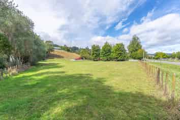 83 Honi Taipua Street, Manakau