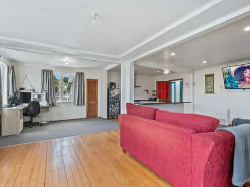 12 Toetoe Road, Otaika