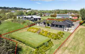 14 Regis Lane, Flat Bush