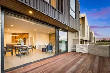 98 Walker Road, Point Chevalier