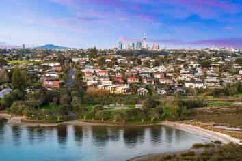 98 Walker Road, Point Chevalier