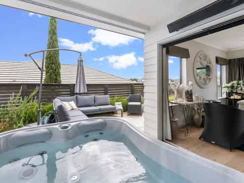 31 Discovery Drive, Gulf Harbour