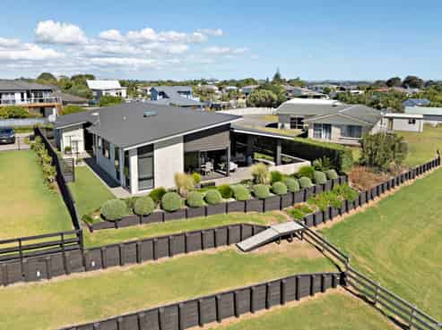 15C Goble Road, Clarks Beach