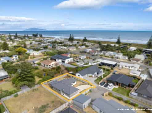 53 Seagrass Place, Otaki Beach