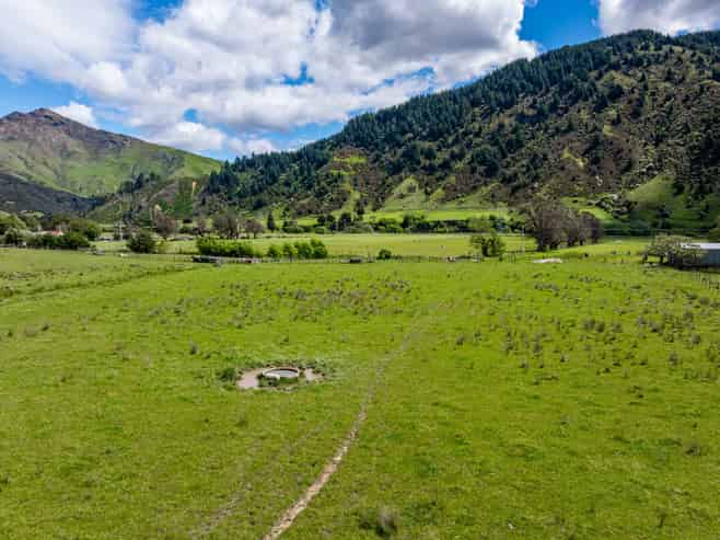 3346 State Highway 6, Okaramio