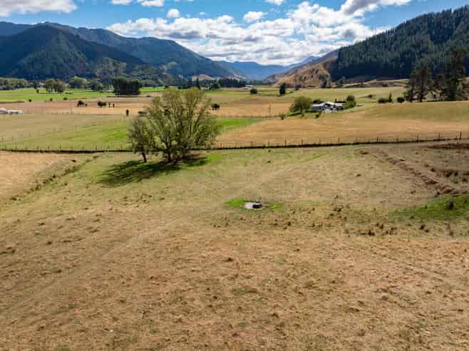 3346 State Highway 6, Okaramio