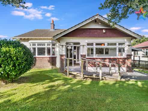 4 Bracken Street, Petone