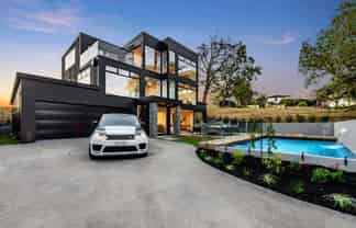 298B Riddell Road, Glendowie