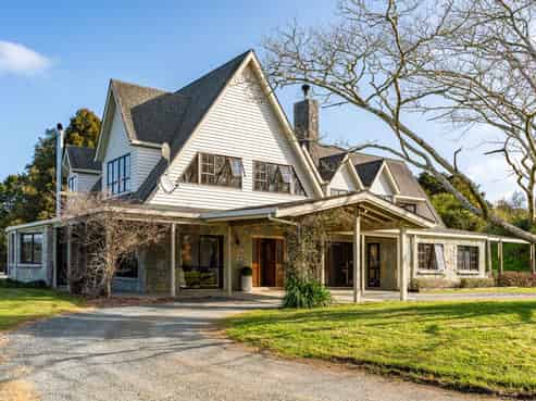 792 Golden Stairs Road, Maungaturoto