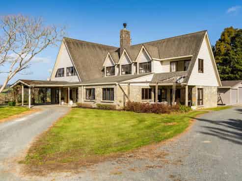 792 Golden Stairs Road, Maungaturoto