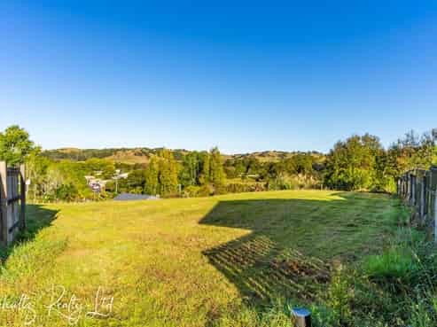 10 Skelton Crescent, Paparoa