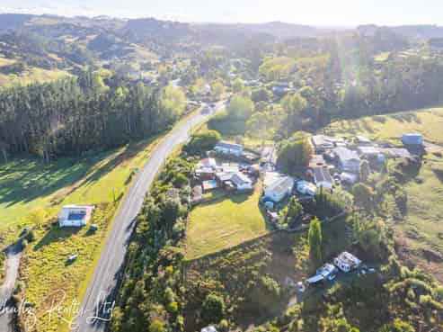 10 Skelton Crescent, Paparoa