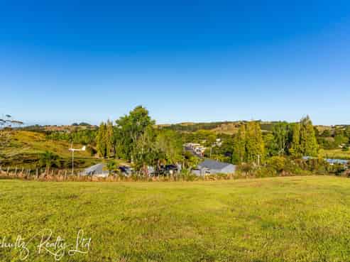 10 Skelton Crescent, Paparoa