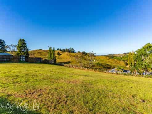 10 Skelton Crescent, Paparoa