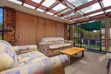 2/529 Weymouth Road, Weymouth