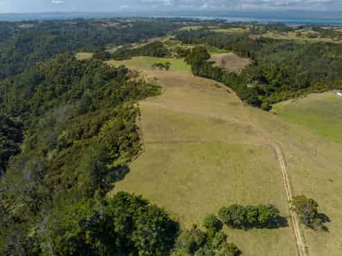 394 Awhitu Central Road, Awhitu