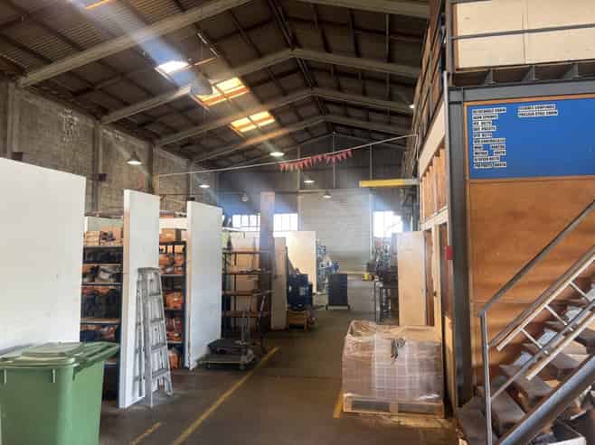Affordable Workshop and Yard