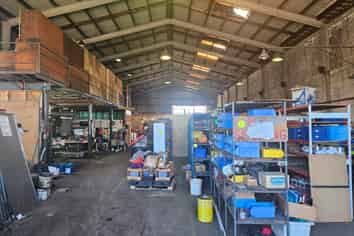 Affordable Workshop and Yard