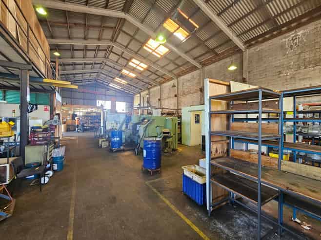 Affordable Workshop and Yard
