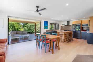 3 Aldermen Lane, Tairua
