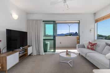 1e/25 MacLean Street, PARAPARAUMU BEACH