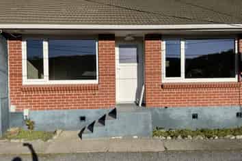 2/35 Dunns Street, Silverstream