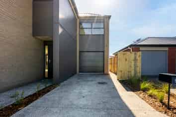  60 Scenic Rise, Rototuna North