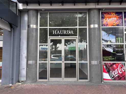 Starter office/retail on Victoria
