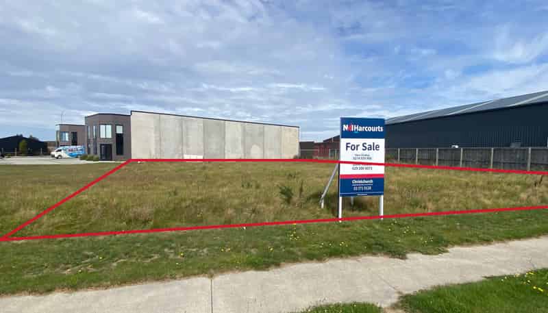 7 Bowmaker Crescent, Ravenswood