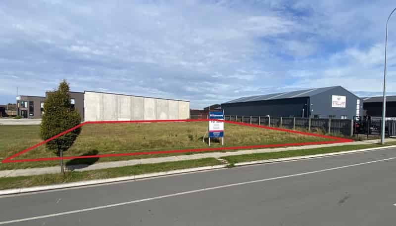 7 Bowmaker Crescent, Ravenswood