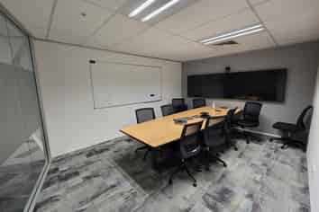 Majestic & Modern Office