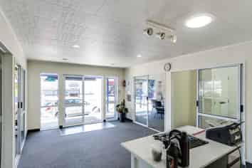 Prominent Corner Car Yard