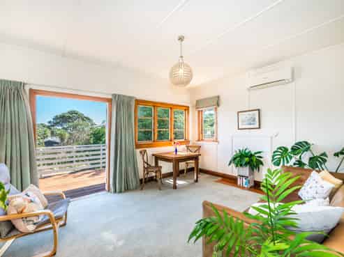 169 Wellington Road, Paekakariki